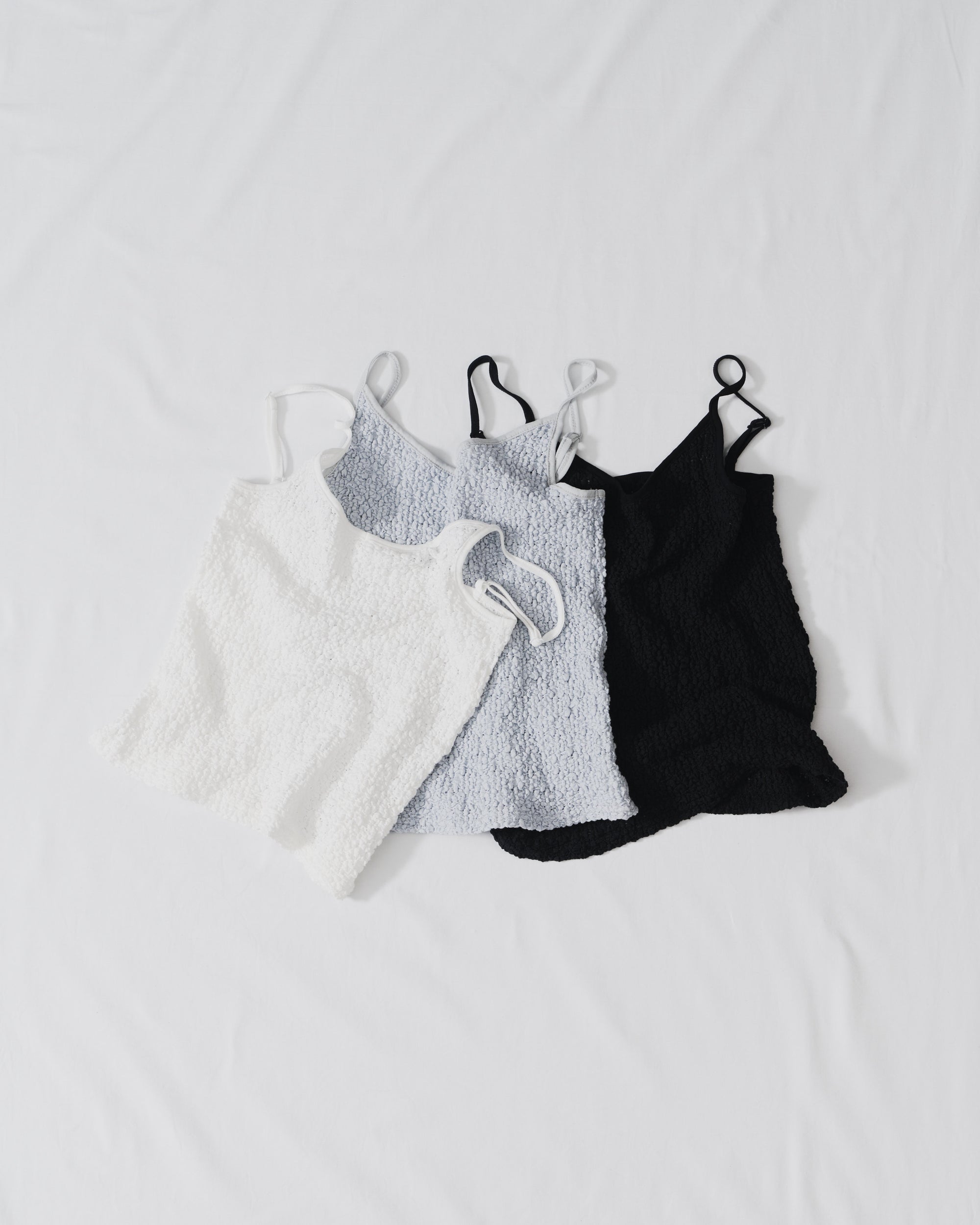 (coming soon 3/9-) Flower Pattern Lace Camisole