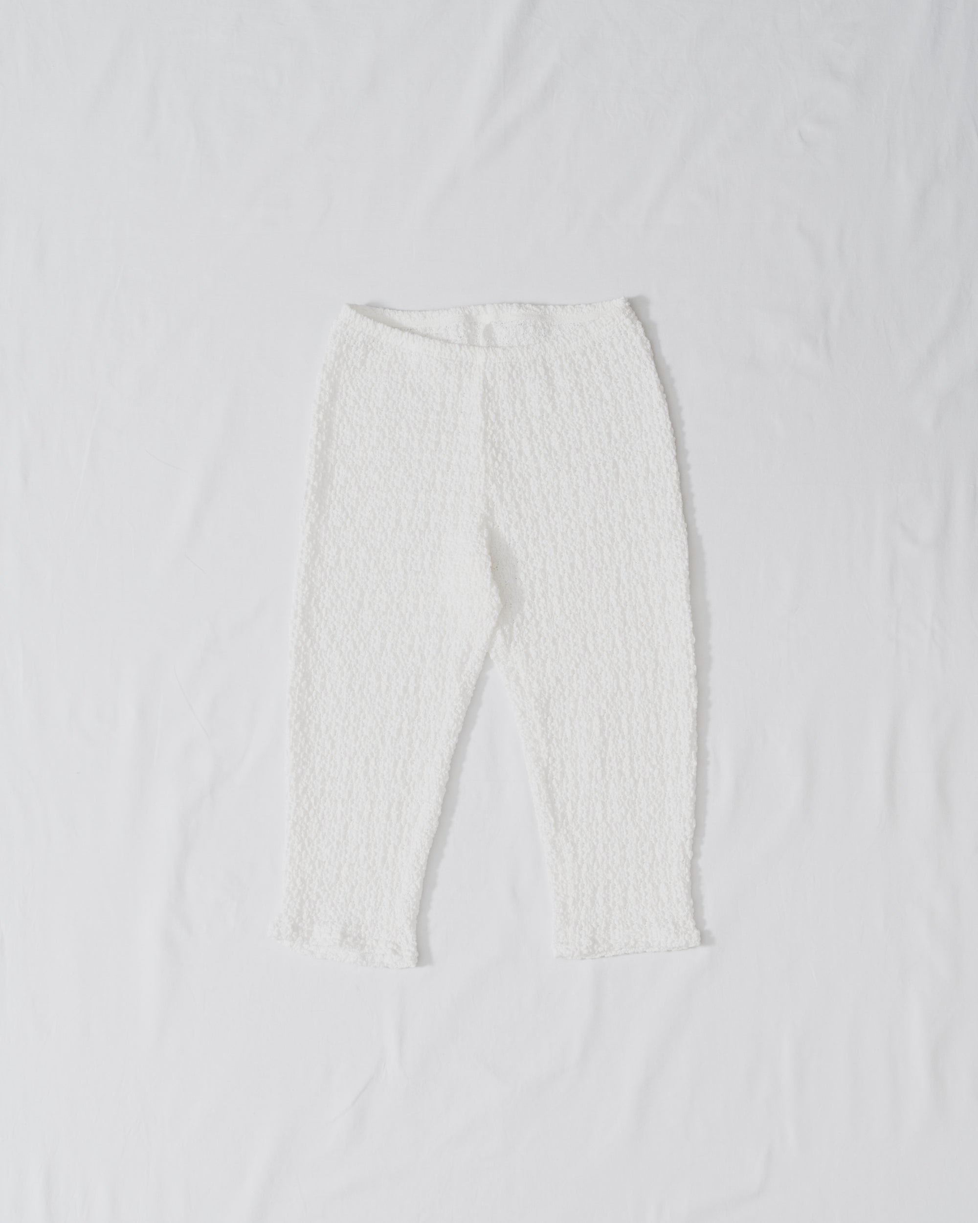 (coming soon 3/9-) Flower Pattern Lace Leggings